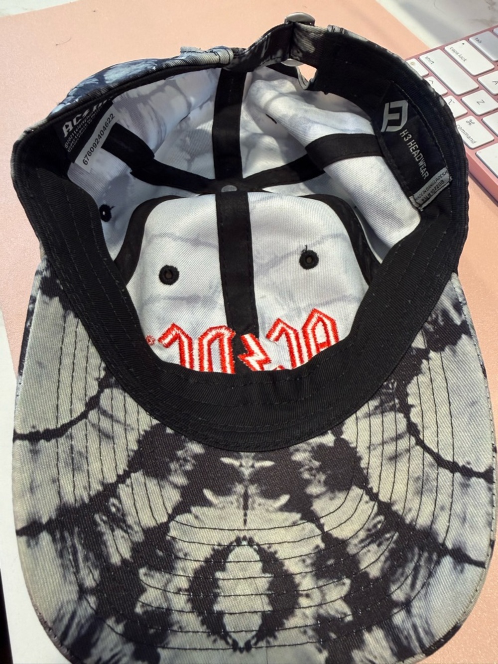 AC/DC Black and Gray Tie-Dye Strap Cap.H3 Headwear Adjustable - Picture 2 of 6